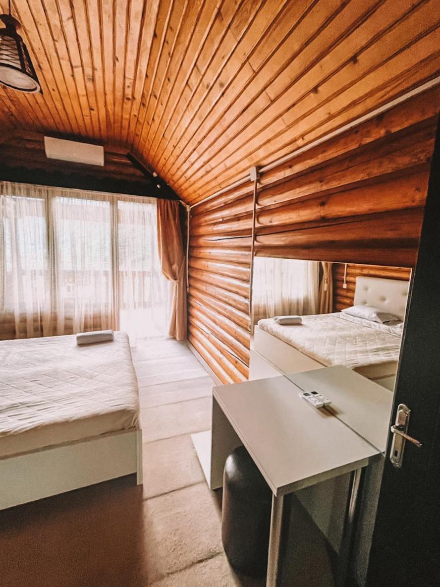 Hotel Chveneburi Machakhlispiri エクステリア 写真